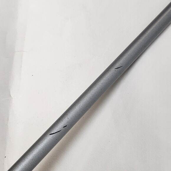 Titleist PT Mid Size Driver MG-305R Regular Graphite RH 44.25in (Dents in Crown) - Picture 9 of 14